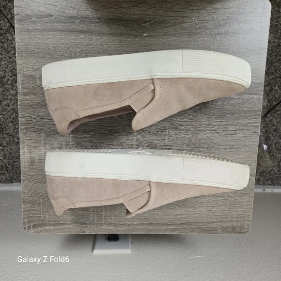 UGG Women’s Slip-On Sneakers Size 11 Pink Suede Casual Comfort Loafers Flats - Picture 5 of 9